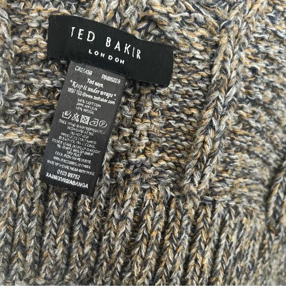 Ted Baker London wool scarf - Picture 2 of 3